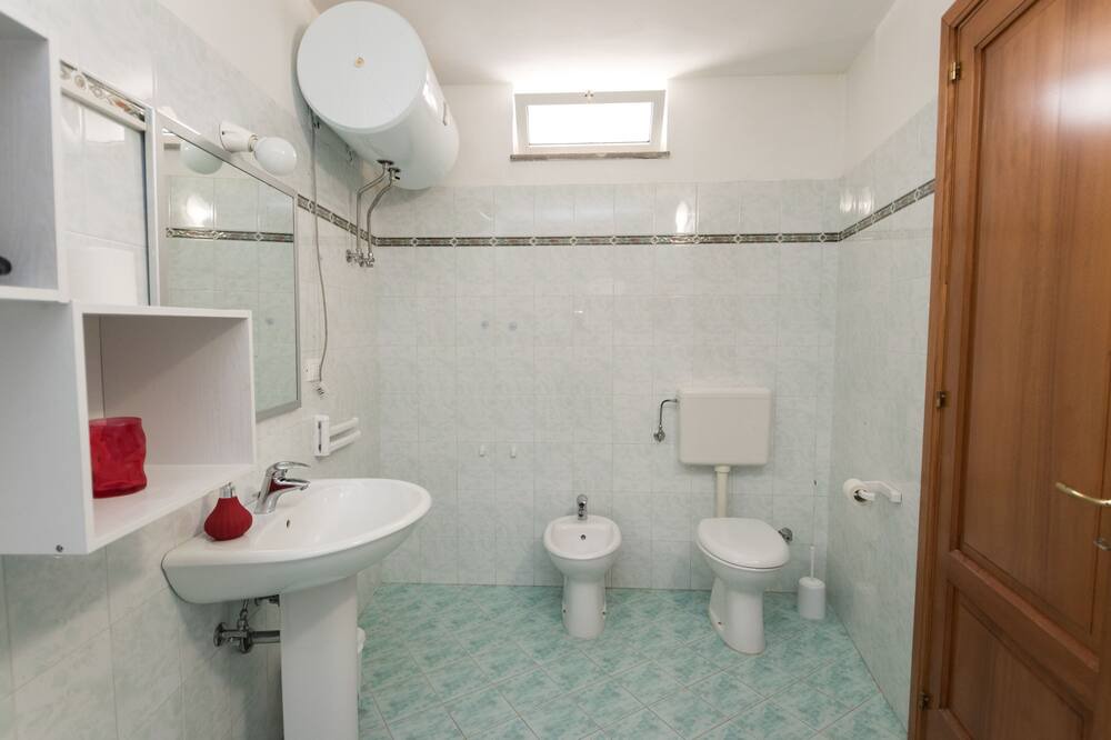 Photo of Bathroom in Fontanelle