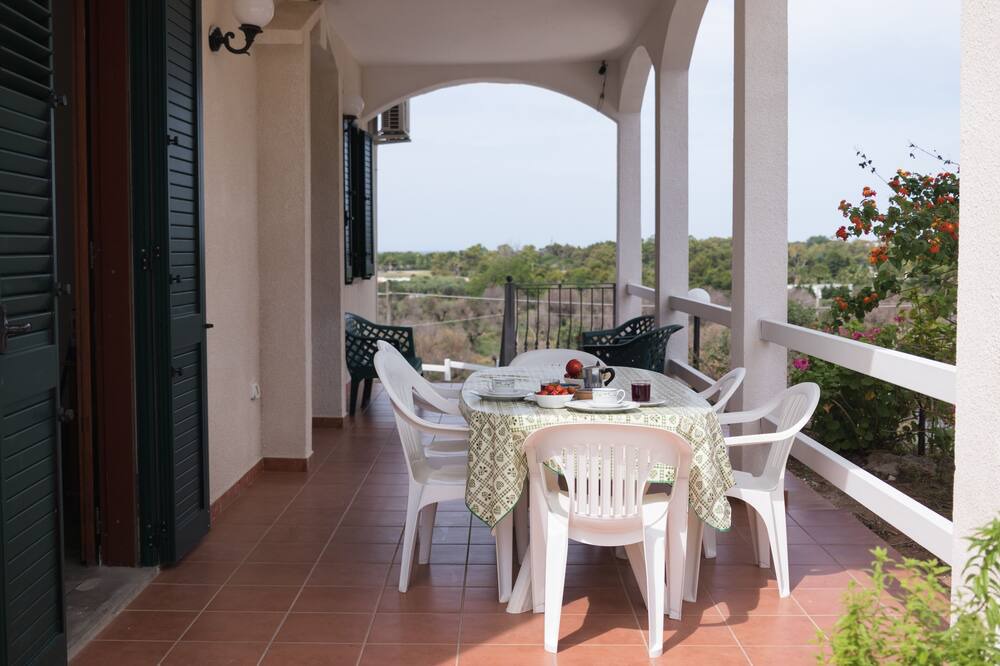 Photo of Patio Balcony in Fontanelle