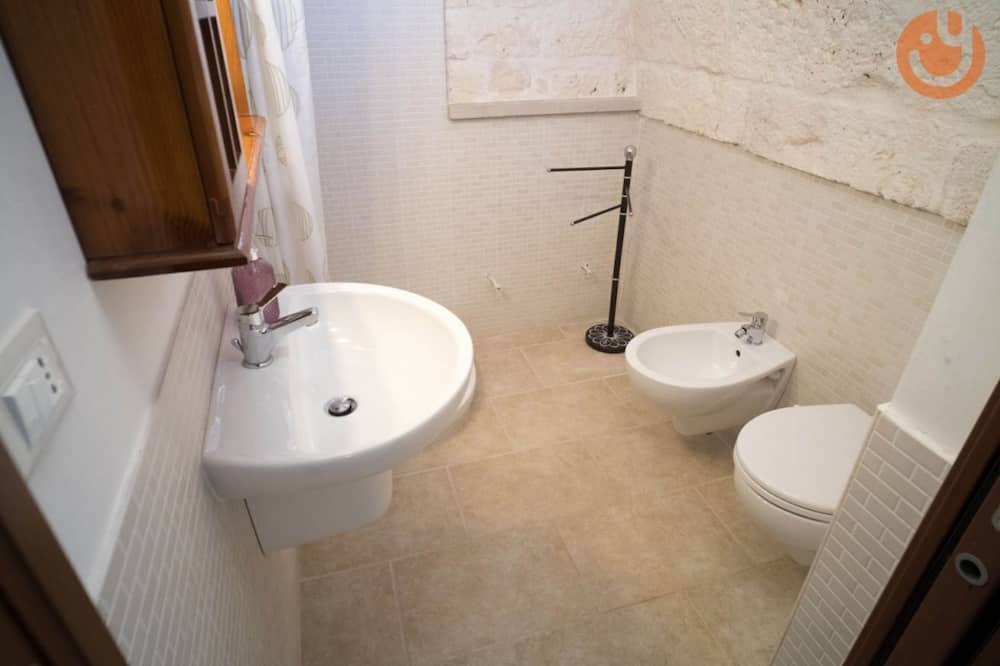 Photo of Bathroom in Fumarola