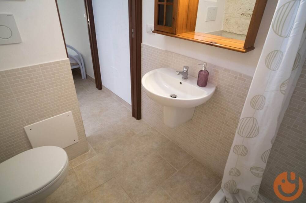 Photo of Bathroom in Fumarola