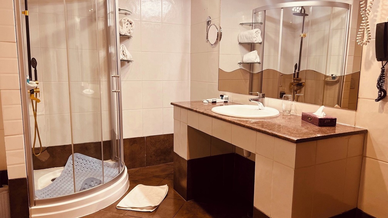 Photo of Bathroom in Kirkos