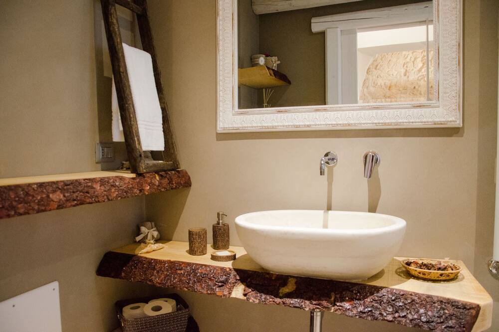 Photo of Bathroom in Coreggia