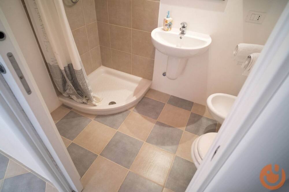 Photo of Bathroom in Fumarola