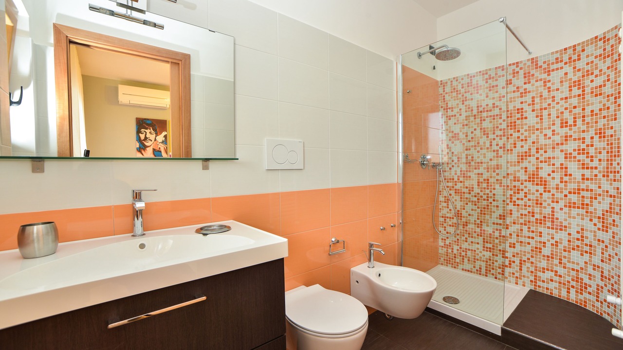 Photo of Bathroom in Andria