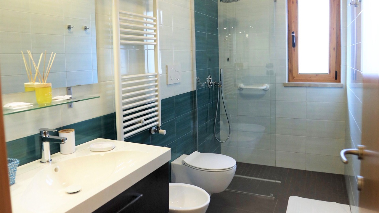 Photo of Bathroom in Andria