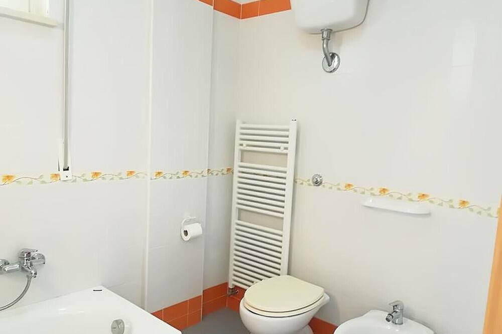 Photo of Bathroom in Otranto