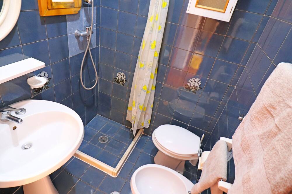 Photo of Bathroom in Otranto