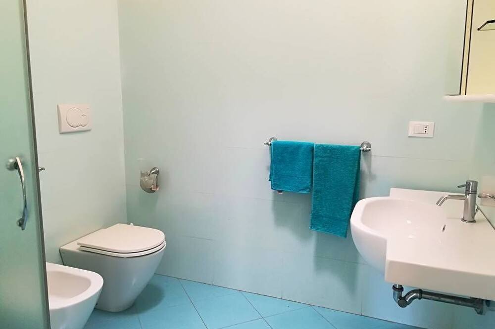 Photo of Bathroom in Otranto