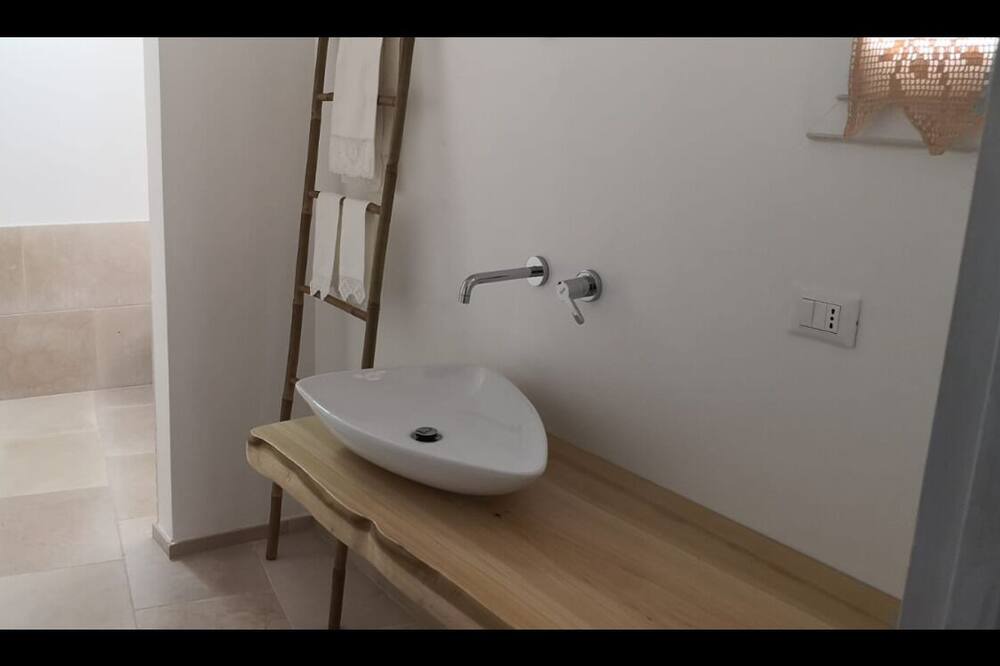 Photo of Bathroom in San Vito dei Normanni