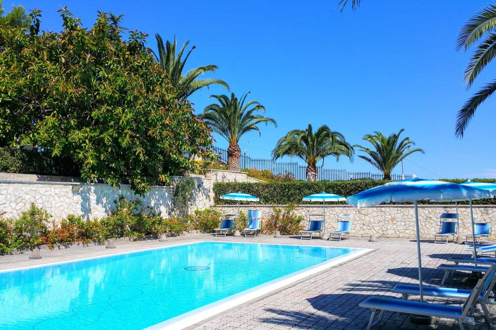 Photo of Outdoor in Montincello