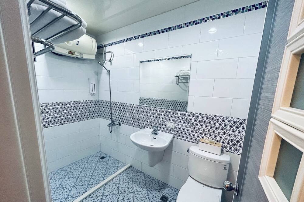 Photo of Bathroom in Tamsui