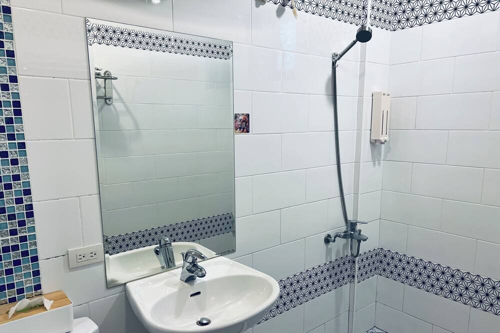 Photo of Bathroom in Tamsui