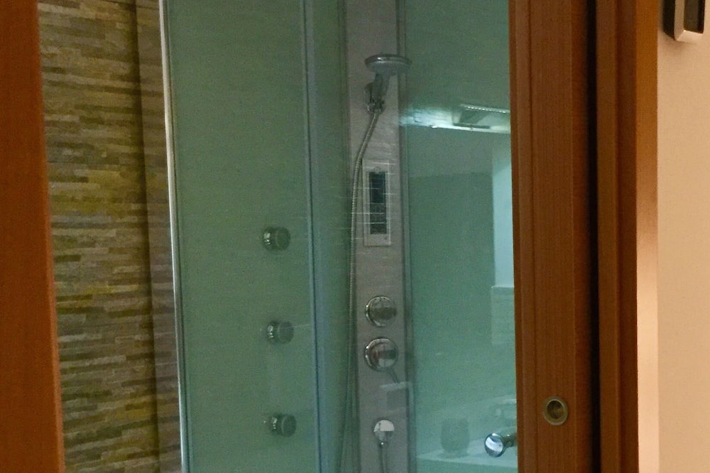 Photo of Bathroom in Municipio 5