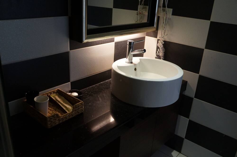 Photo of Bathroom in Shimen District
