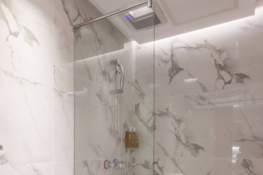 Photo of Bathroom in Zhongli District