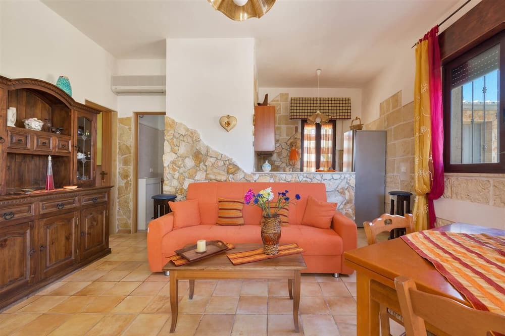 Photo of Livingroom in Padula Fede