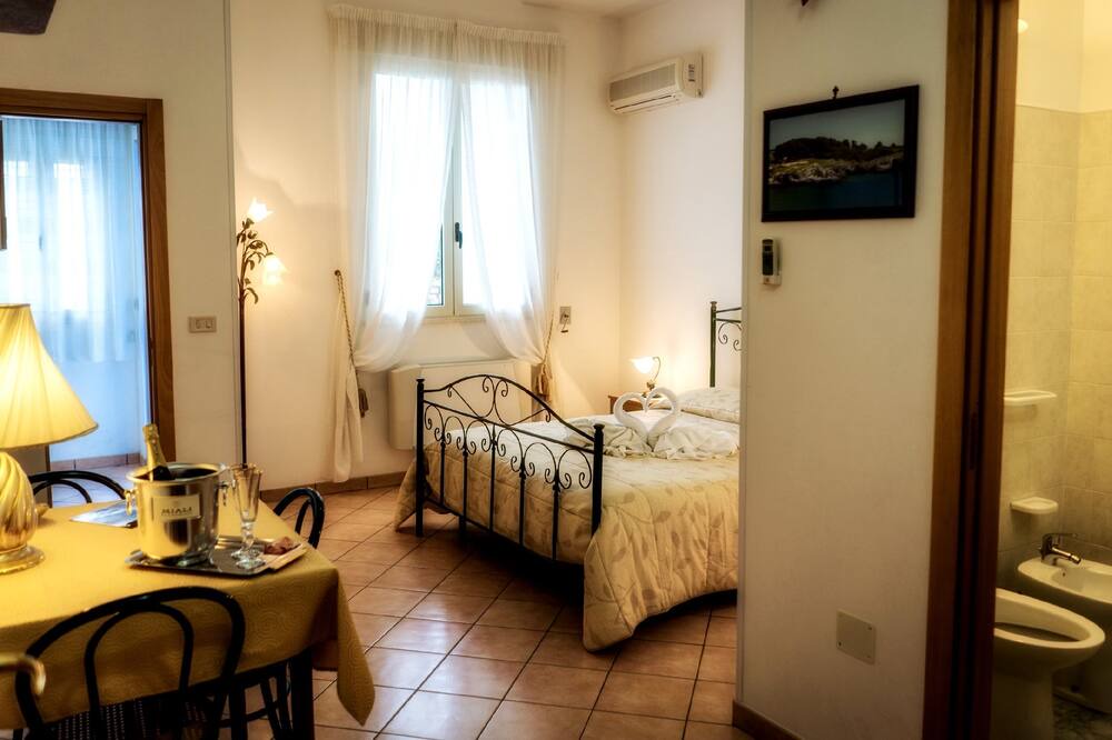 Photo of Bedroom in Cocumola