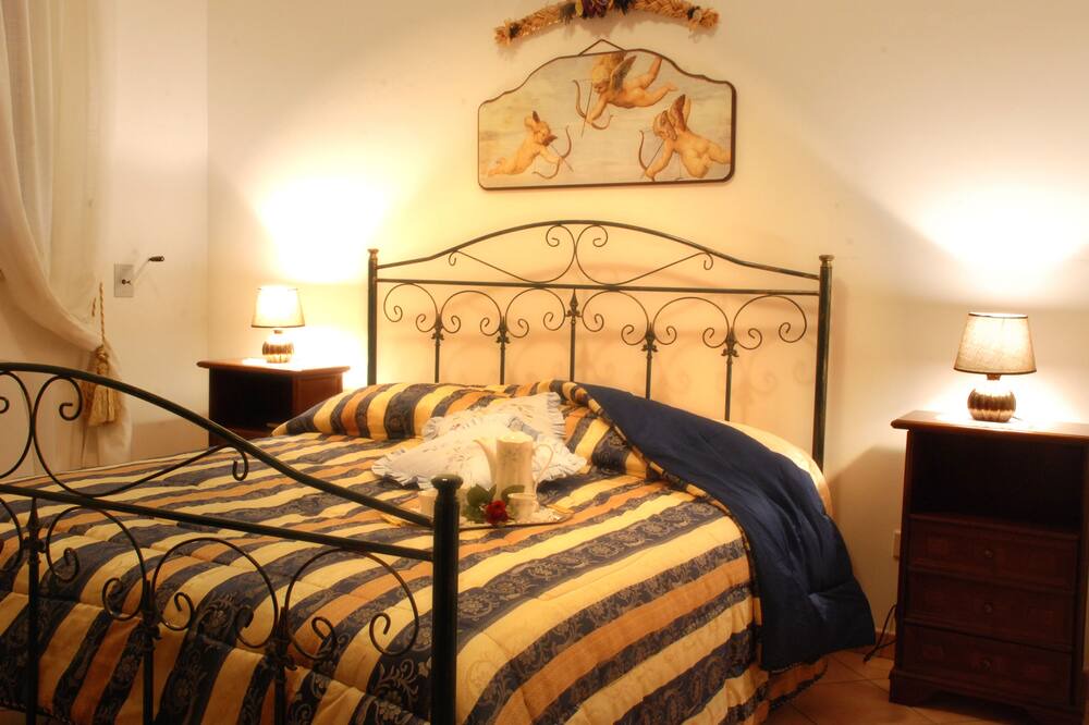 Photo of Bedroom in Cocumola