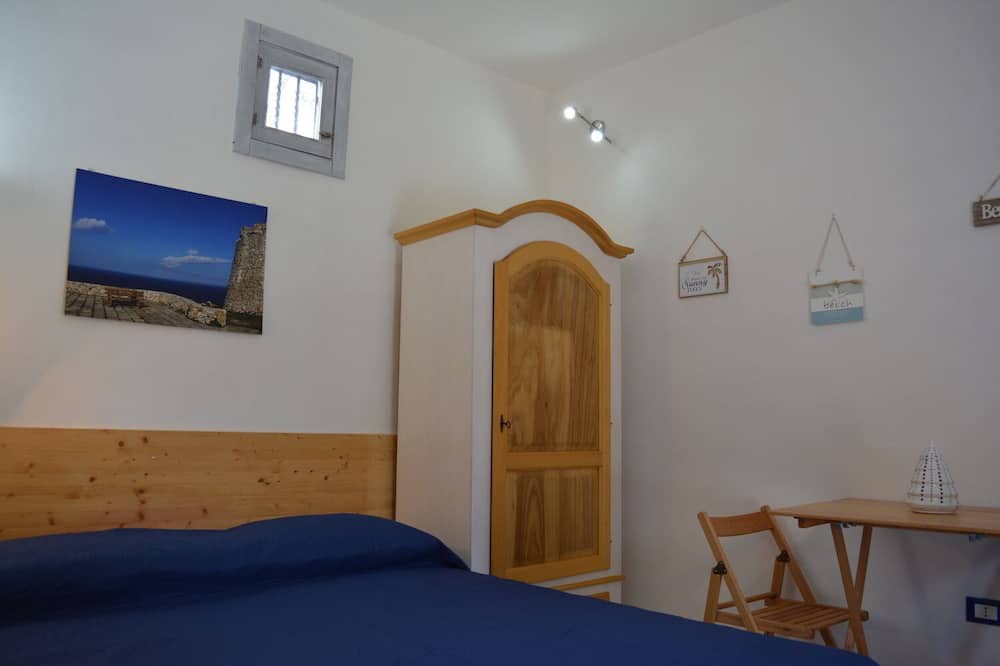 Photo of Bedroom in Castro