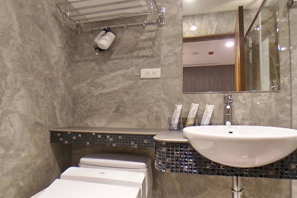 Photo of Bathroom in Shilin