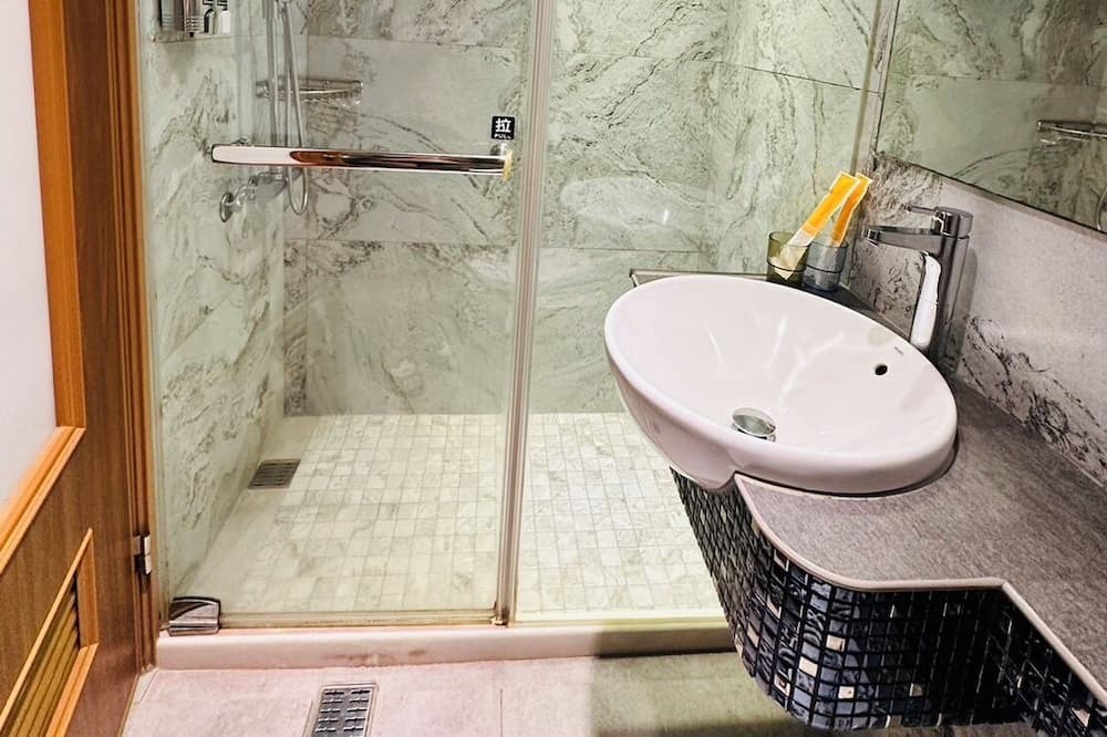 Photo of Bathroom in Shilin