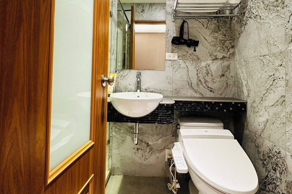 Photo of Bathroom in Shilin