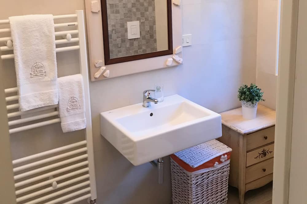 Photo of Bathroom in Laureto