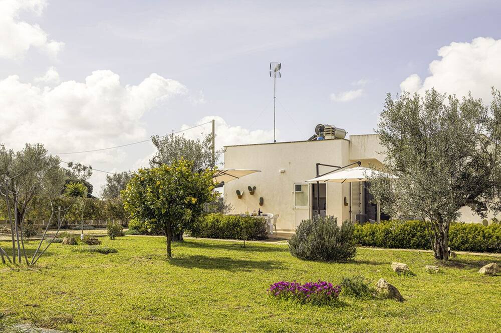Photo of Outdoor in Posto Rosso