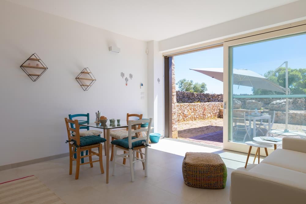 Photo of Livingroom in Marina San Gregorio