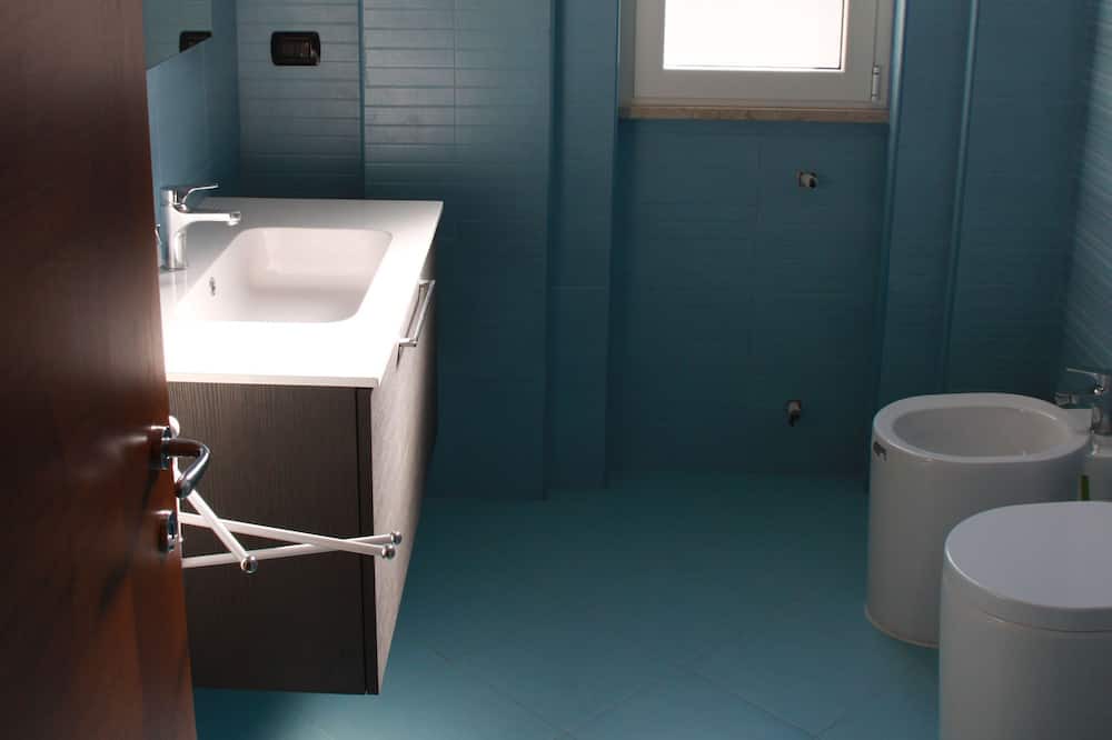 Photo of Bathroom in Otranto