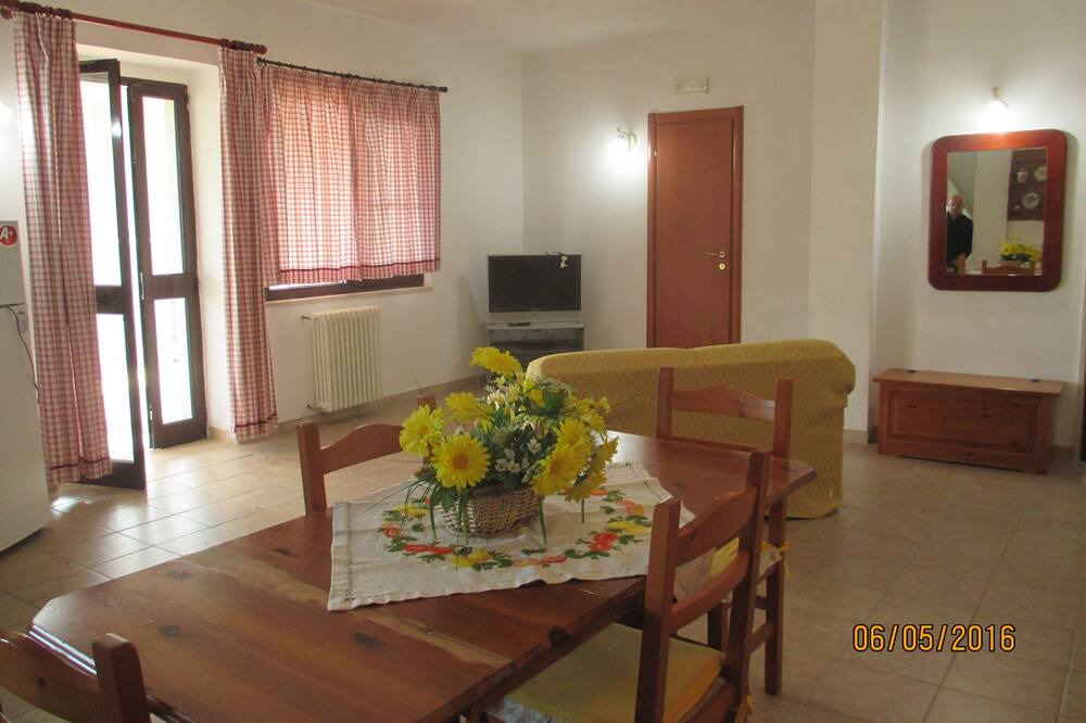Photo of Livingroom in Mattinata