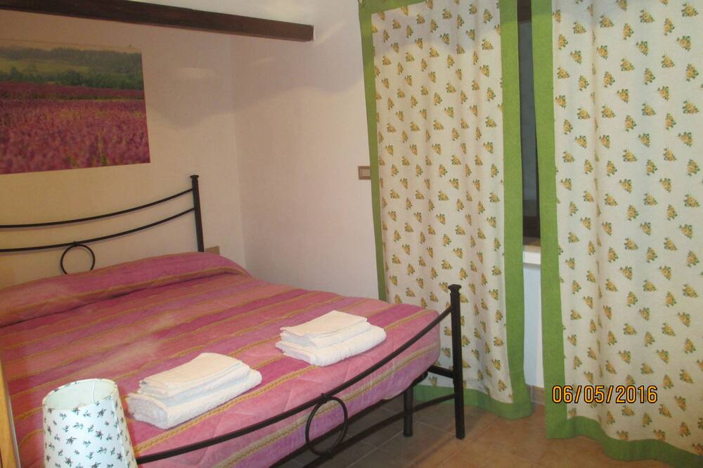 Photo of Bedroom in Mattinata