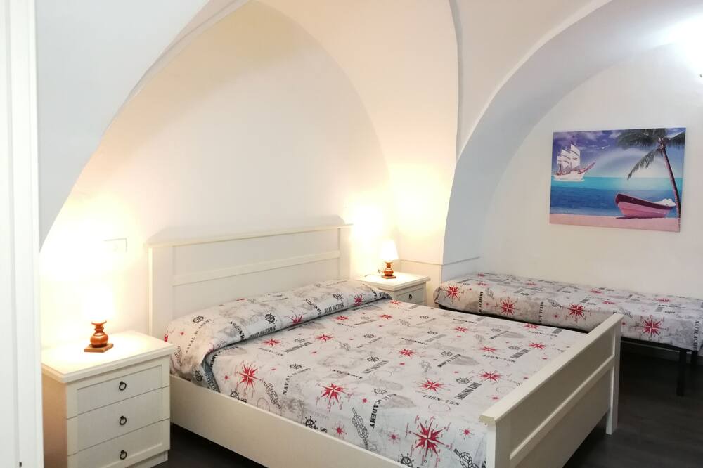 Photo of Bedroom in Gallipoli