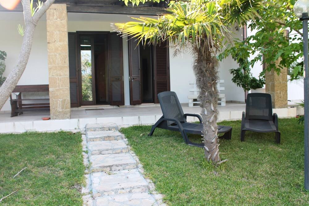 Photo of Outdoor in Vignacastrisi