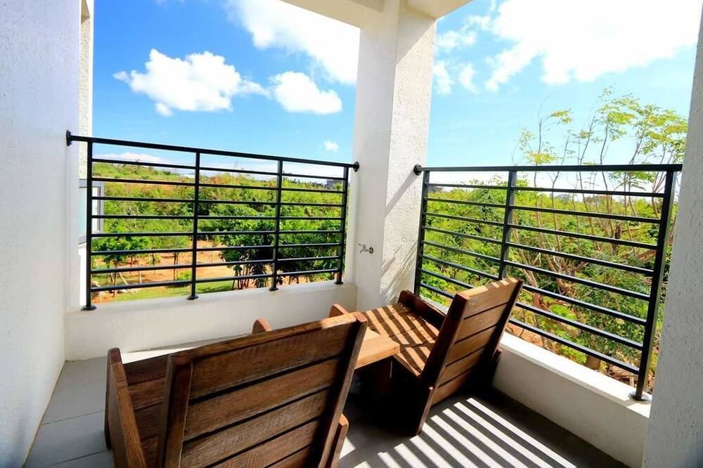 Photo of Bedroom in White Sand Beach