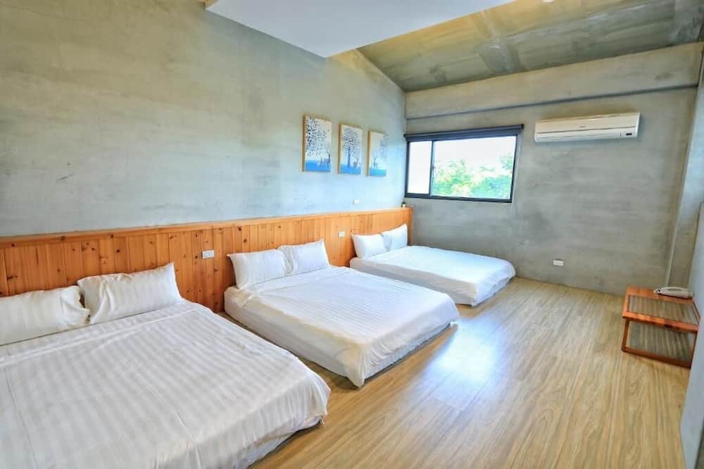 Photo of Bedroom in White Sand Beach
