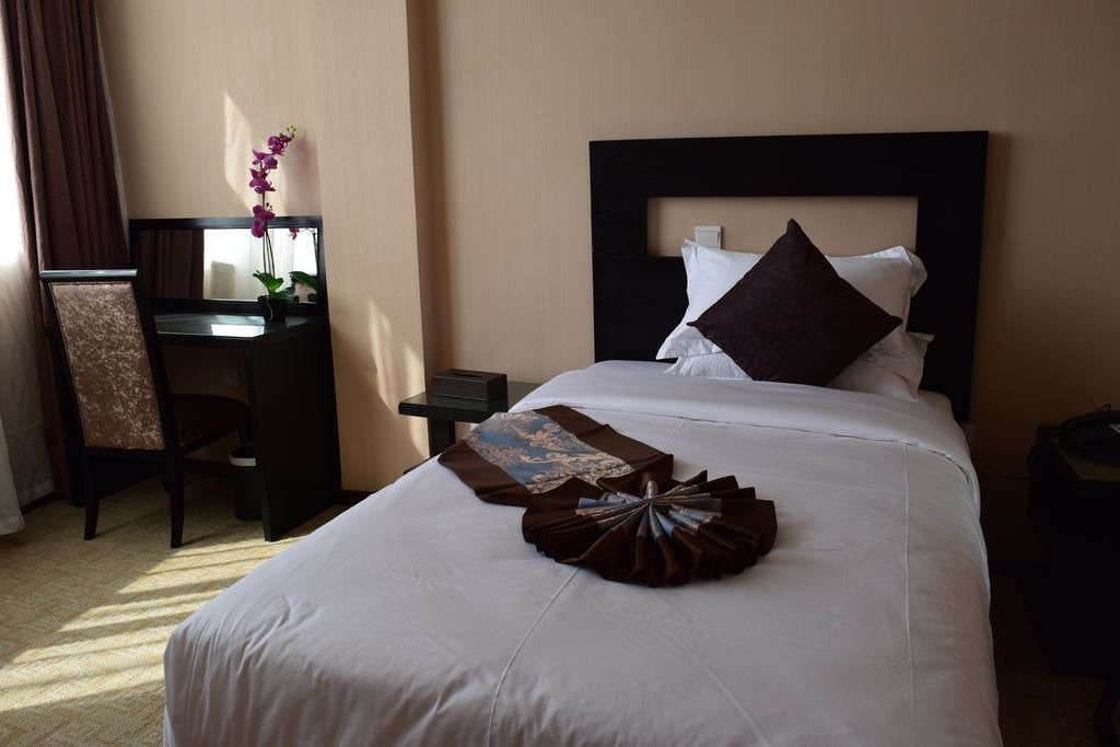 Photo of Bedroom in Nifas Silk-Lafto
