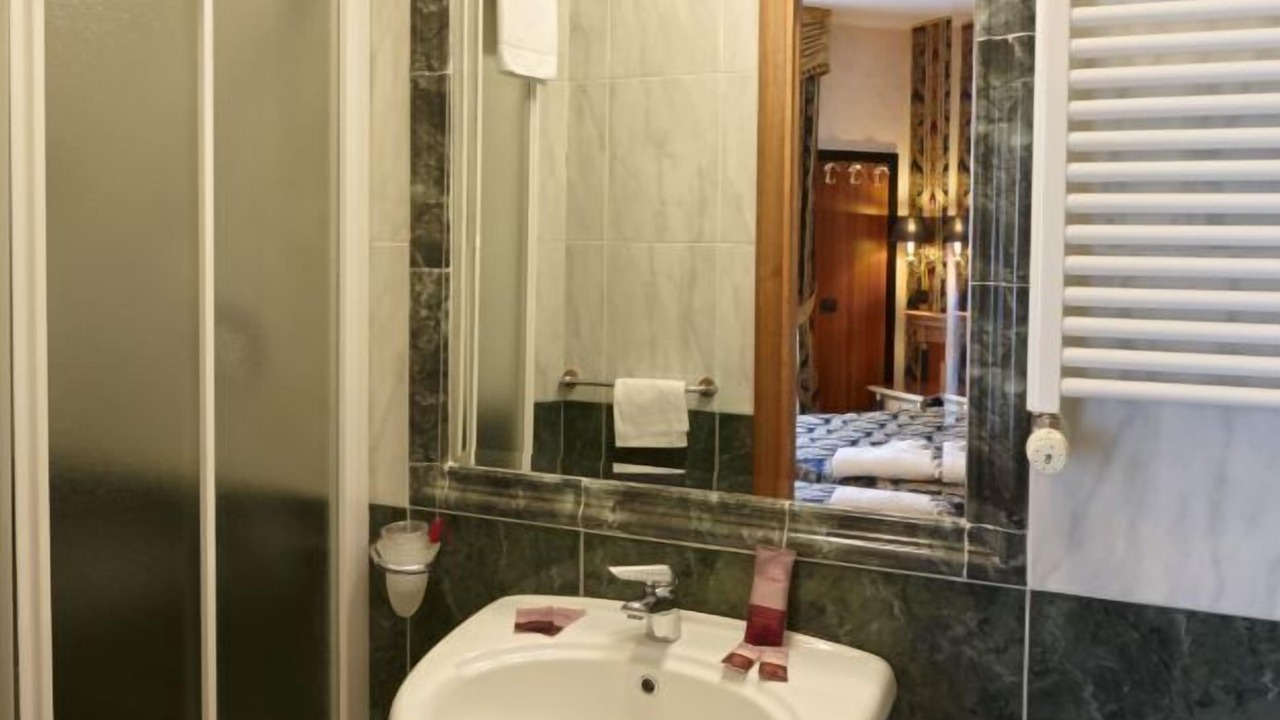 Photo of Bathroom in San Giovanni Rotondo