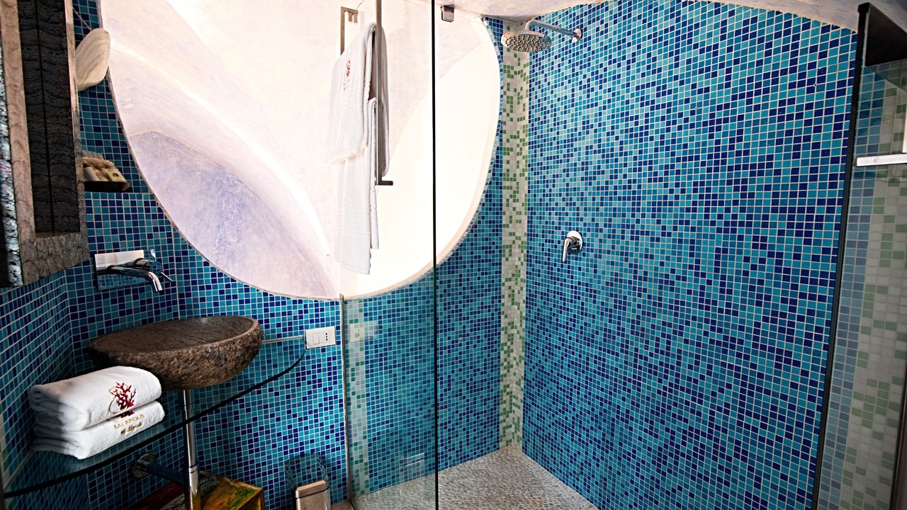 Photo of Bathroom in Gallipoli Historic Center