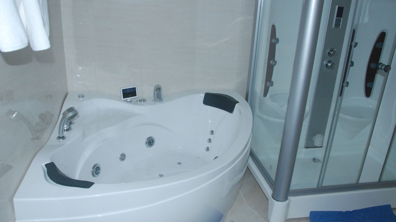 Photo of Bathroom in Mek'ele