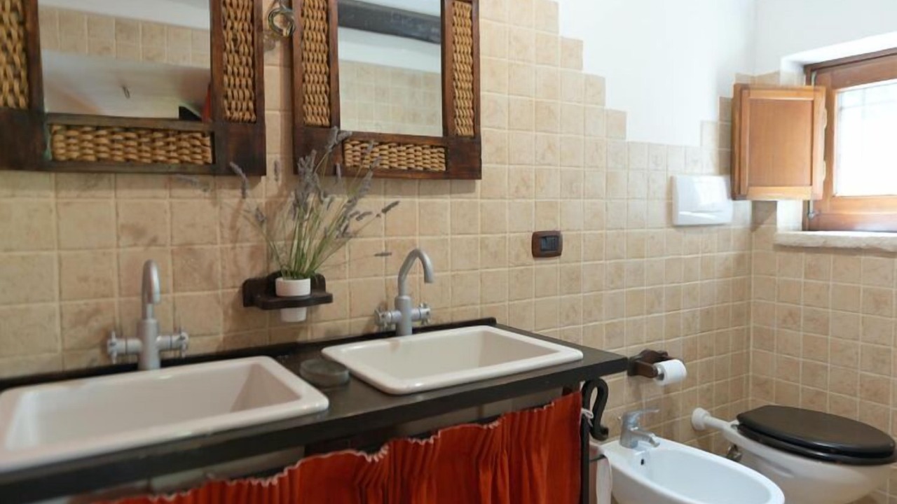 Photo of Bathroom in Cisternino