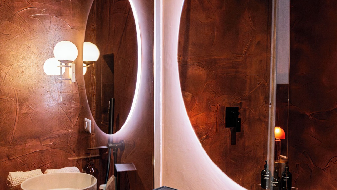 Photo of Bathroom in Parabita