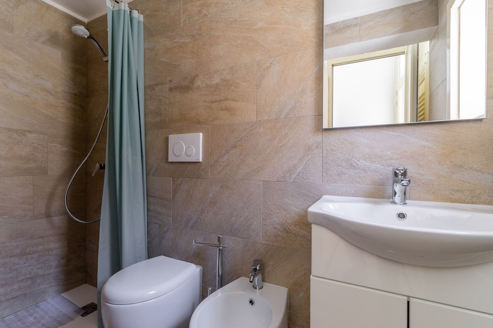 Photo of Bathroom in Nardo
