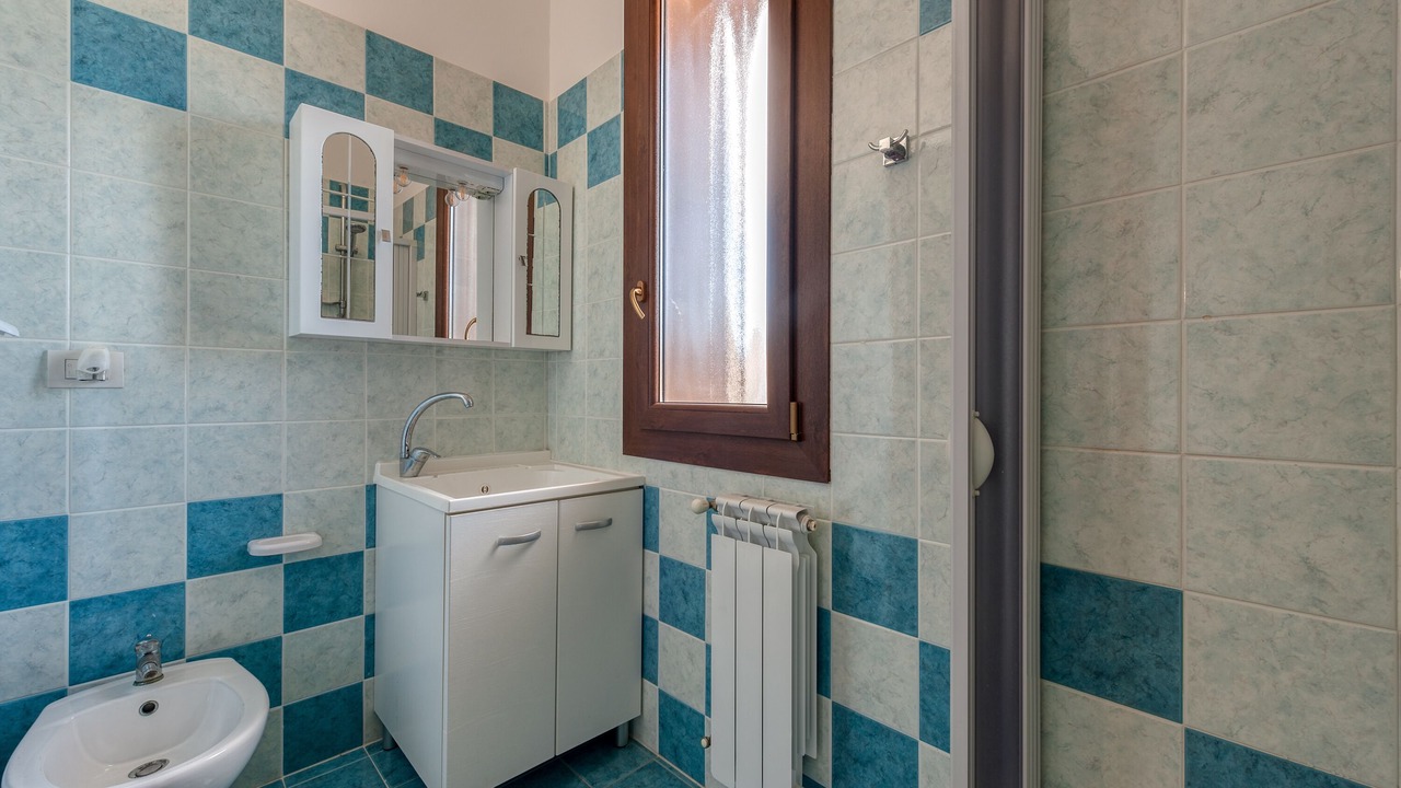 Photo of Bathroom in Vernole