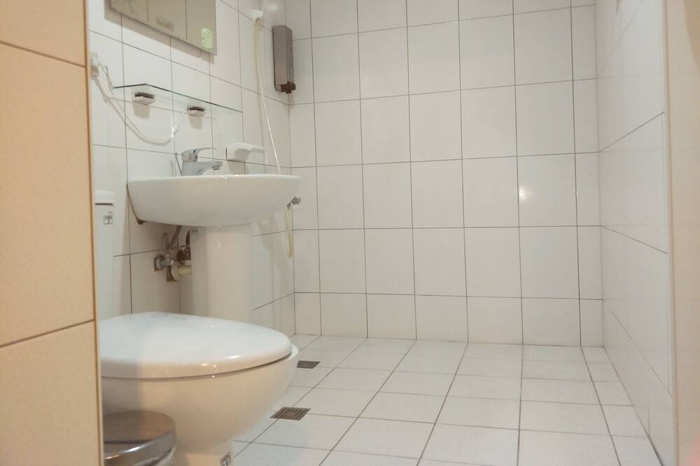 Photo of Bathroom in Banqiao