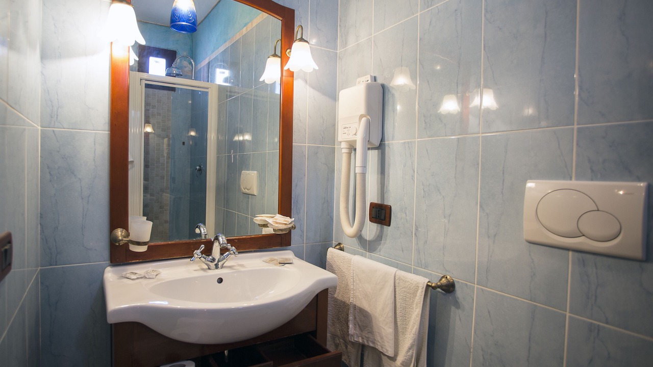 Photo of Bathroom in Lesina Marina