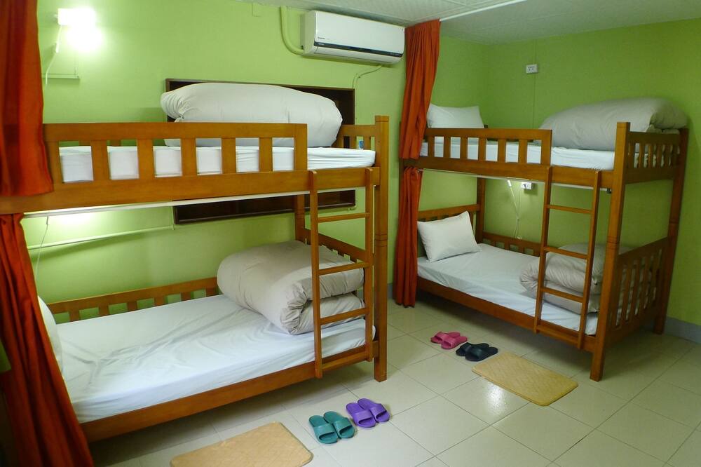Photo of Bedroom in Puli