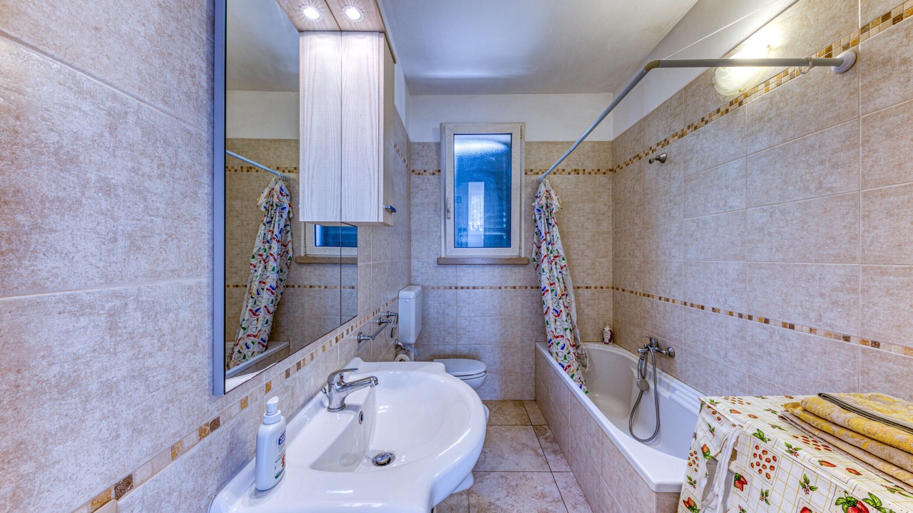 Photo of Bathroom in Marina di Felloniche