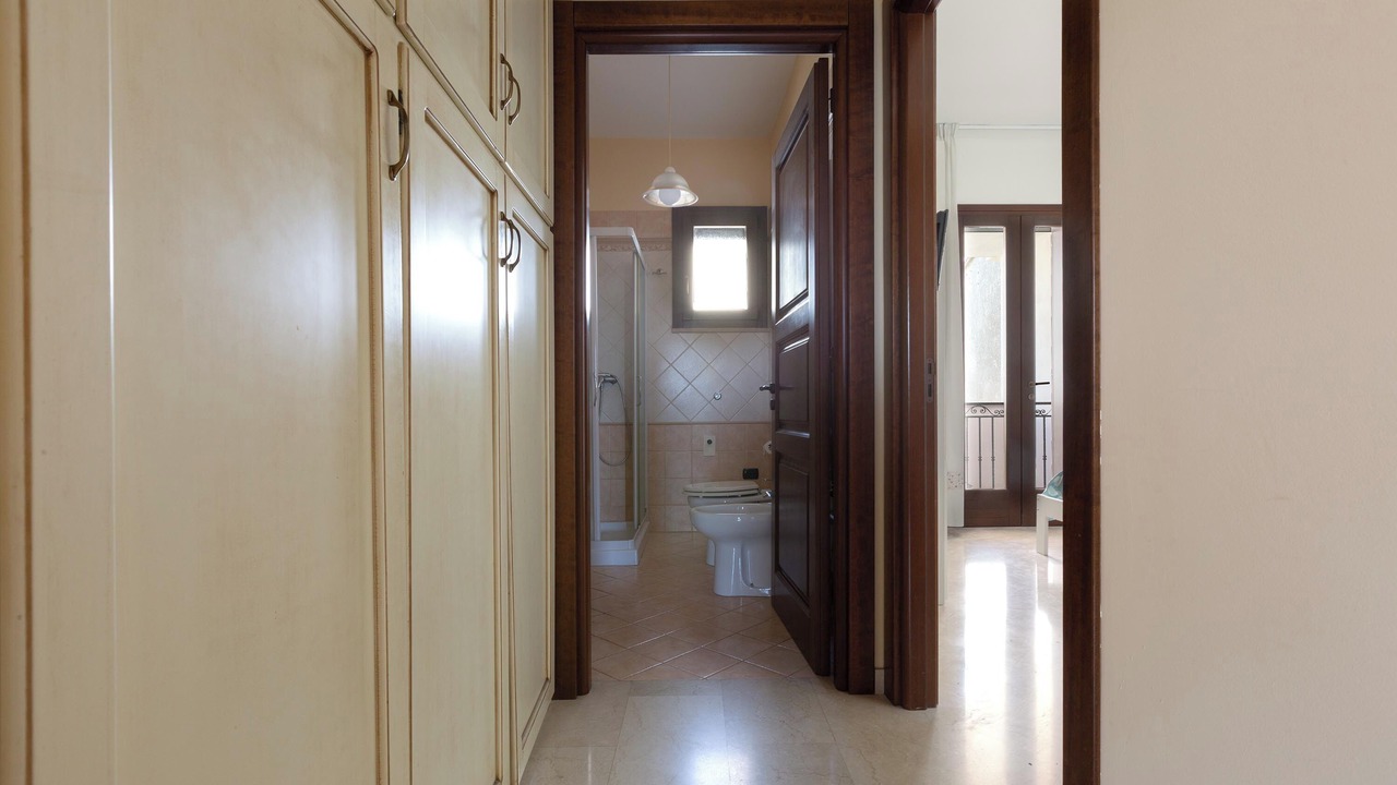 Photo of Bathroom in Matino