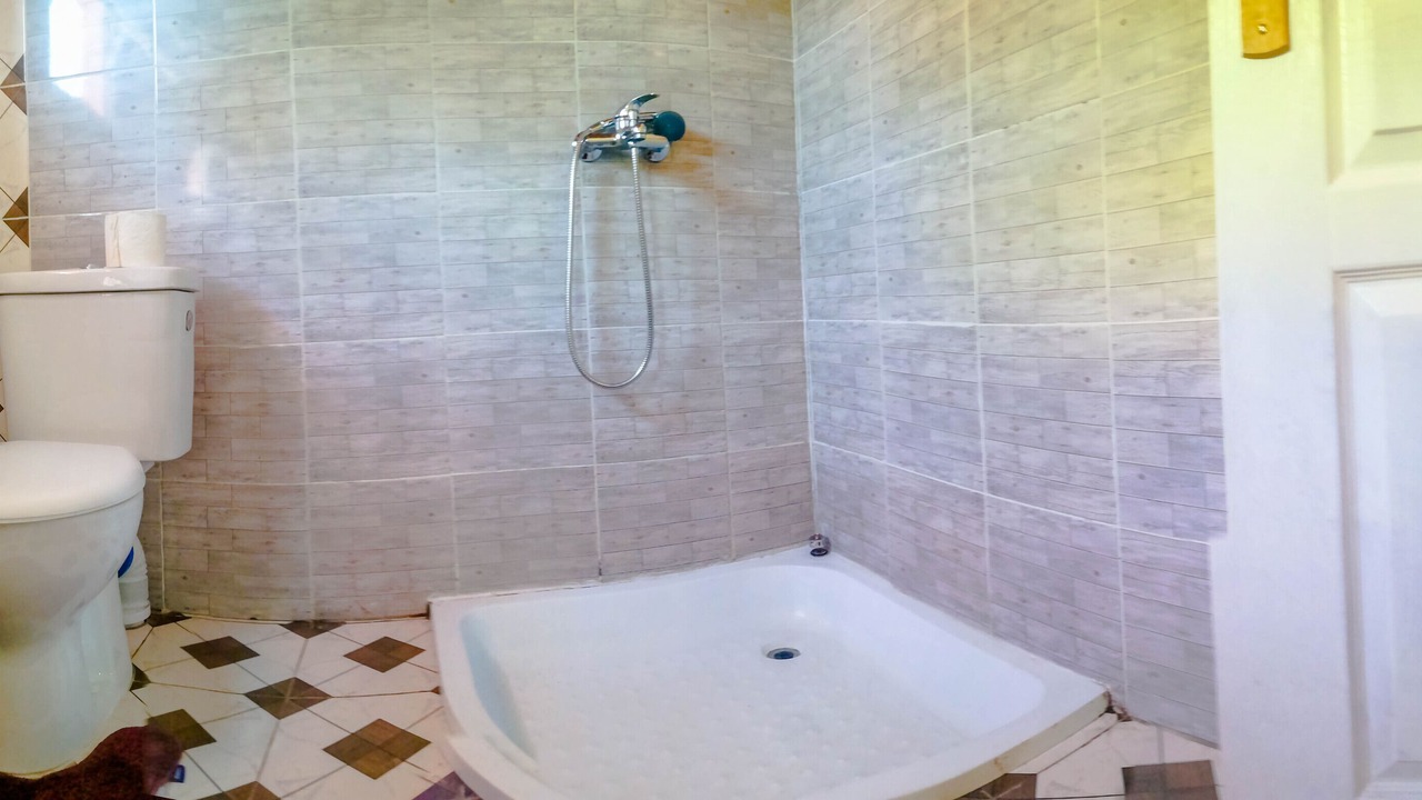 Photo of Bathroom in Mahajanga